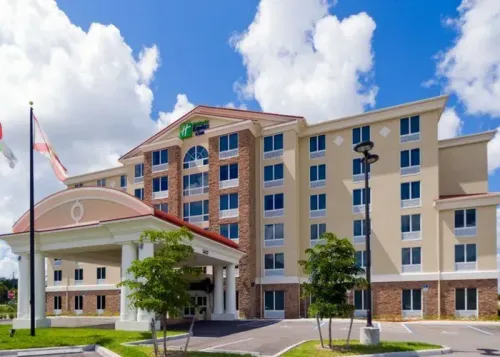 cheap hotels in fort myers